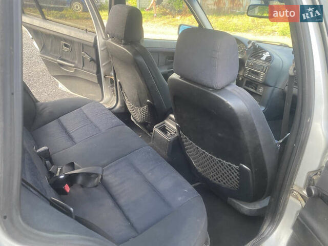 Сірий БМВ 3 Серія, об'ємом двигуна 1.6 л та пробігом 390 тис. км за 2100 $, фото 7 на Automoto.ua