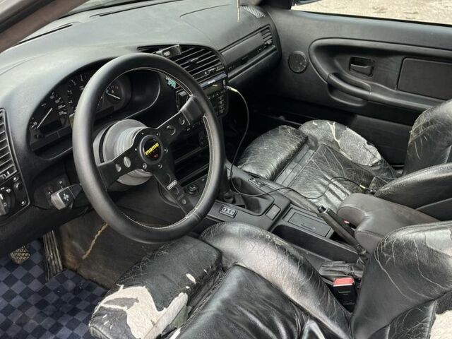 Серый БМВ 3 Серия, объемом двигателя 1.6 л и пробегом 1 тыс. км за 3000 $, фото 4 на Automoto.ua