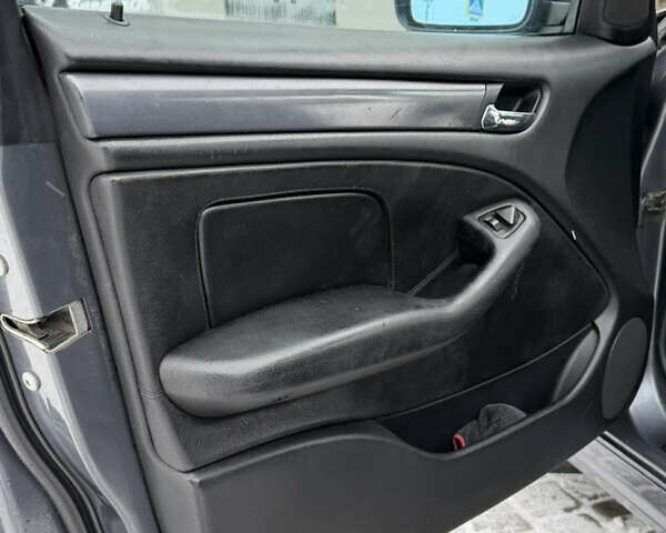 Сірий БМВ 3 Серія, об'ємом двигуна 1.9 л та пробігом 270 тис. км за 4250 $, фото 5 на Automoto.ua