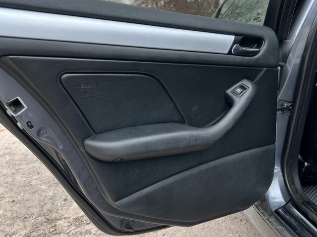 Сірий БМВ 3 Серія, об'ємом двигуна 2.9 л та пробігом 300 тис. км за 4900 $, фото 16 на Automoto.ua