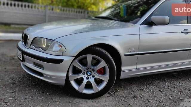 Серый БМВ 3 Серия, объемом двигателя 2.93 л и пробегом 400 тыс. км за 6500 $, фото 20 на Automoto.ua