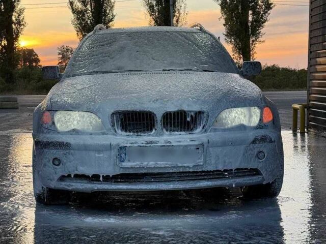 Серый БМВ 3 Серия, объемом двигателя 3 л и пробегом 450 тыс. км за 5600 $, фото 3 на Automoto.ua