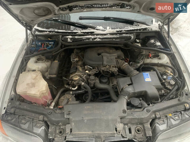 Серый БМВ 3 Серия, объемом двигателя 1.9 л и пробегом 257 тыс. км за 4000 $, фото 12 на Automoto.ua