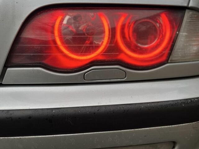 Сірий БМВ 3 Серія, об'ємом двигуна 2 л та пробігом 378 тис. км за 3950 $, фото 19 на Automoto.ua