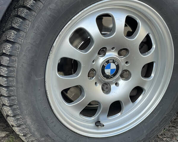 Сірий БМВ 3 Серія, об'ємом двигуна 2 л та пробігом 342 тис. км за 3950 $, фото 9 на Automoto.ua