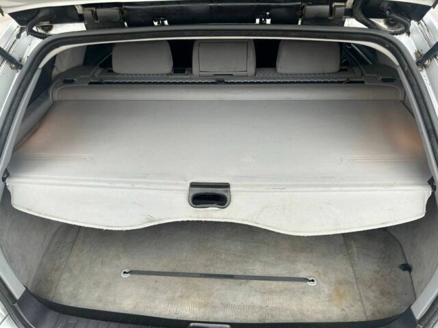 Серый БМВ 3 Серия, объемом двигателя 1.9 л и пробегом 257 тыс. км за 4550 $, фото 14 на Automoto.ua