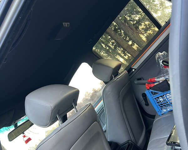 Серый БМВ 3 Серия, объемом двигателя 1.95 л и пробегом 378 тыс. км за 4200 $, фото 13 на Automoto.ua