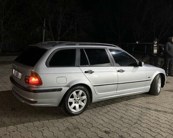 Серый БМВ 3 Серия, объемом двигателя 2 л и пробегом 280 тыс. км за 4499 $, фото 4 на Automoto.ua