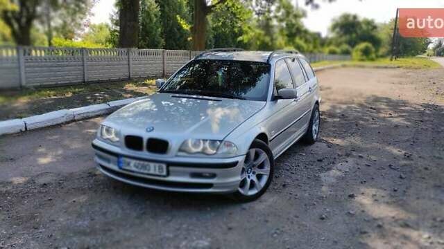 Серый БМВ 3 Серия, объемом двигателя 2.93 л и пробегом 400 тыс. км за 6500 $, фото 1 на Automoto.ua