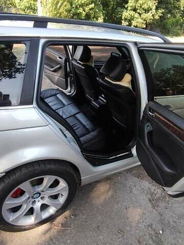 Серый БМВ 3 Серия, объемом двигателя 2.93 л и пробегом 400 тыс. км за 6500 $, фото 16 на Automoto.ua