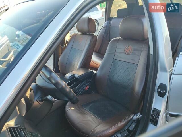 Серый БМВ 3 Серия, объемом двигателя 2 л и пробегом 440 тыс. км за 4600 $, фото 3 на Automoto.ua