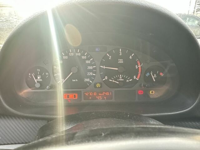 Серый БМВ 3 Серия, объемом двигателя 0 л и пробегом 427 тыс. км за 2850 $, фото 16 на Automoto.ua