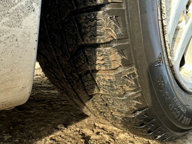 Серый БМВ 3 Серия, объемом двигателя 0 л и пробегом 427 тыс. км за 2850 $, фото 17 на Automoto.ua