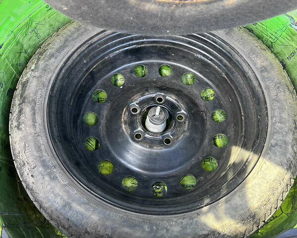 Серый БМВ 3 Серия, объемом двигателя 2.9 л и пробегом 401 тыс. км за 9500 $, фото 55 на Automoto.ua