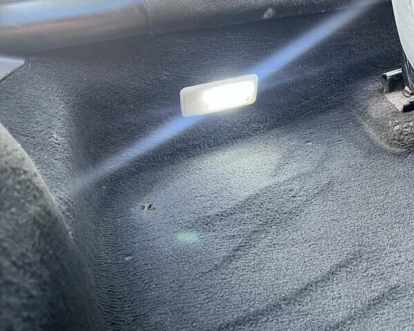 Серый БМВ 3 Серия, объемом двигателя 2.9 л и пробегом 401 тыс. км за 9500 $, фото 57 на Automoto.ua