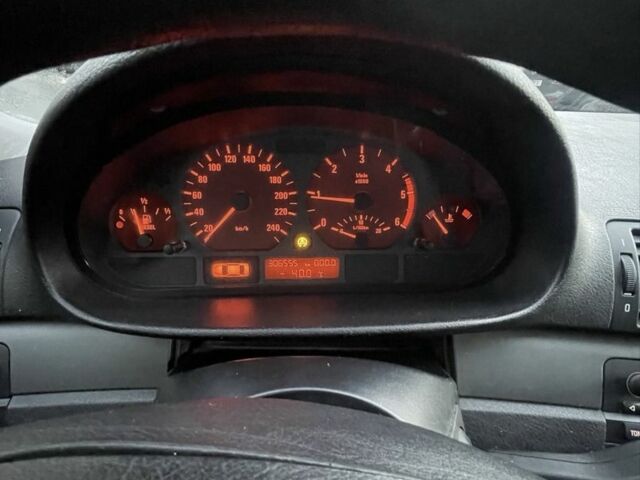 Серый БМВ 3 Серия, объемом двигателя 2 л и пробегом 306 тыс. км за 2700 $, фото 7 на Automoto.ua