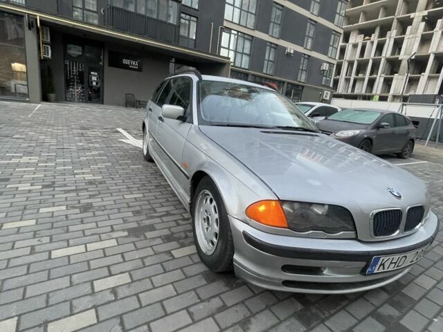 Серый БМВ 3 Серия, объемом двигателя 2 л и пробегом 320 тыс. км за 2300 $, фото 1 на Automoto.ua