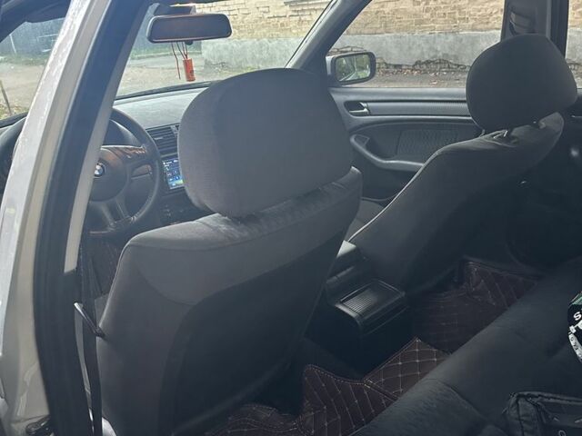 Сірий БМВ 3 Серія, об'ємом двигуна 2 л та пробігом 326 тис. км за 4300 $, фото 7 на Automoto.ua