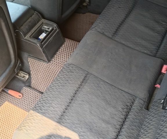 Серый БМВ 3 Серия, объемом двигателя 0 л и пробегом 350 тыс. км за 1800 $, фото 7 на Automoto.ua