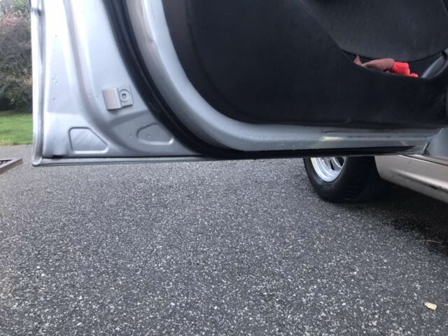 Сірий БМВ 3 Серія, об'ємом двигуна 2 л та пробігом 348 тис. км за 4000 $, фото 7 на Automoto.ua