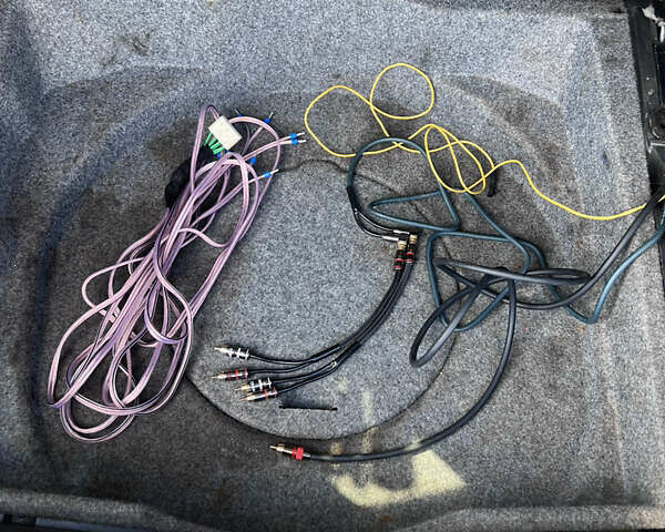 Серый БМВ 3 Серия, объемом двигателя 2.9 л и пробегом 401 тыс. км за 9500 $, фото 53 на Automoto.ua