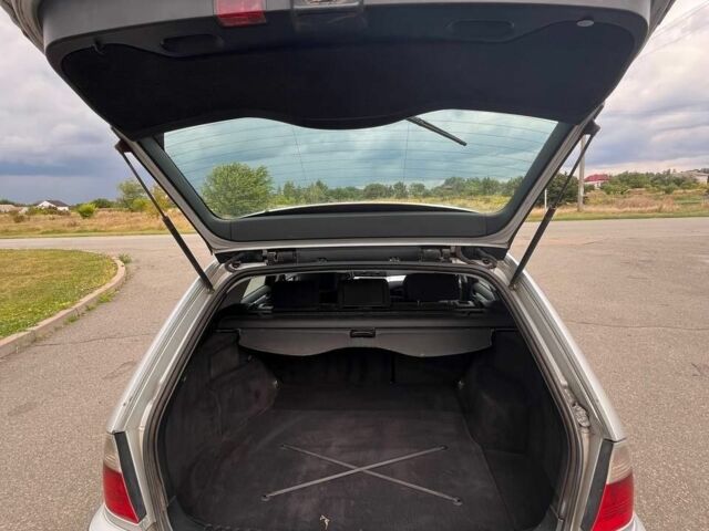 Серый БМВ 3 Серия, объемом двигателя 2 л и пробегом 350 тыс. км за 1900 $, фото 7 на Automoto.ua