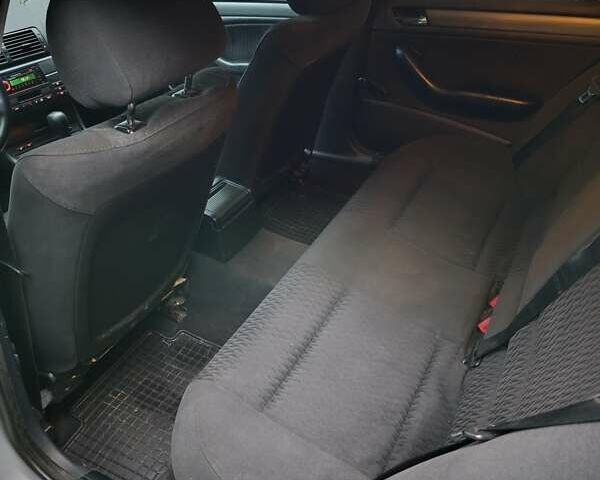 Серый БМВ 3 Серия, объемом двигателя 2 л и пробегом 445 тыс. км за 4999 $, фото 10 на Automoto.ua