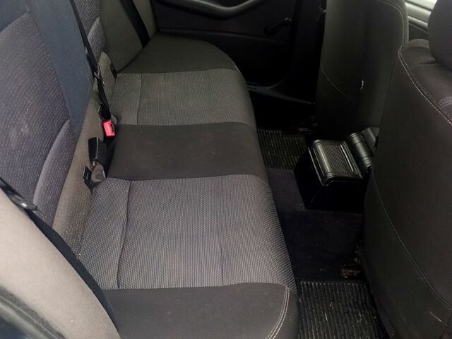 Серый БМВ 3 Серия, объемом двигателя 2 л и пробегом 320 тыс. км за 4600 $, фото 6 на Automoto.ua