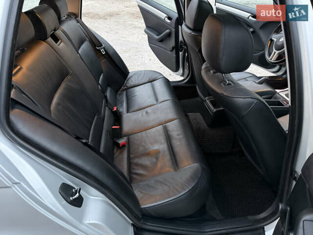 Серый БМВ 3 Серия, объемом двигателя 2 л и пробегом 178 тыс. км за 3999 $, фото 22 на Automoto.ua