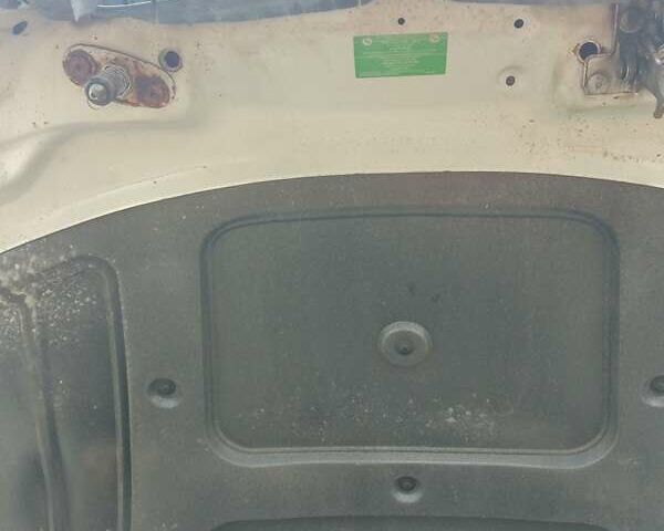 Серый БМВ 3 Серия, объемом двигателя 1.9 л и пробегом 260 тыс. км за 5000 $, фото 11 на Automoto.ua