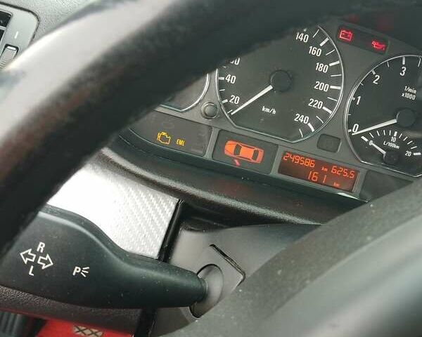 Серый БМВ 3 Серия, объемом двигателя 1.9 л и пробегом 260 тыс. км за 5000 $, фото 31 на Automoto.ua