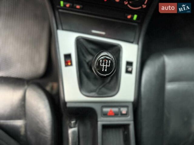 Серый БМВ 3 Серия, объемом двигателя 2 л и пробегом 330 тыс. км за 4000 $, фото 21 на Automoto.ua