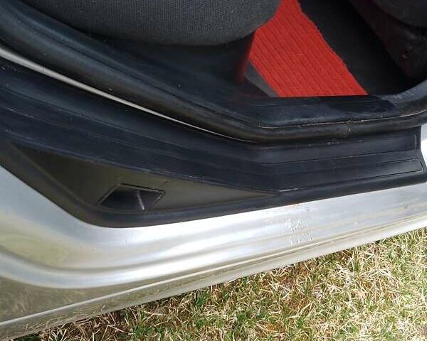 Серый БМВ 3 Серия, объемом двигателя 1.9 л и пробегом 260 тыс. км за 5000 $, фото 21 на Automoto.ua