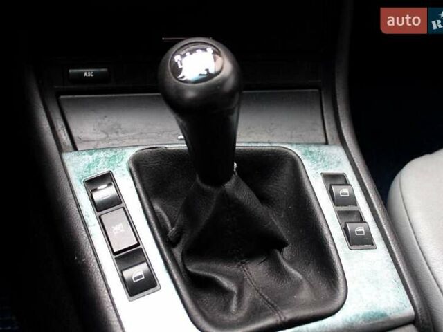 Серый БМВ 3 Серия, объемом двигателя 2 л и пробегом 330 тыс. км за 4200 $, фото 15 на Automoto.ua