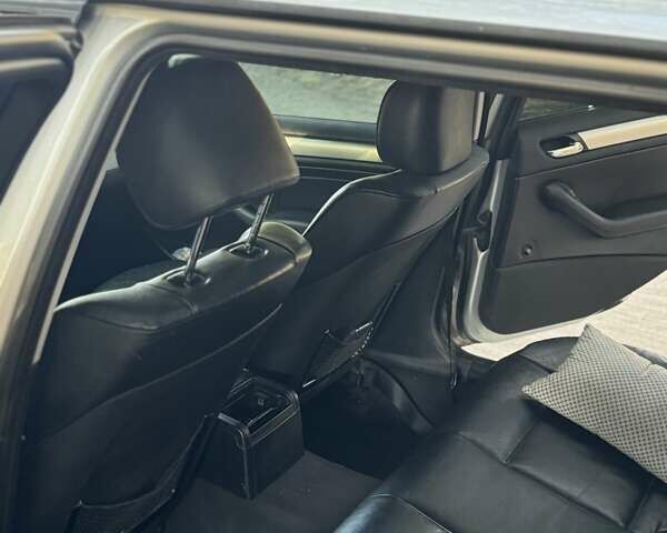 Серый БМВ 3 Серия, объемом двигателя 2 л и пробегом 402 тыс. км за 4800 $, фото 2 на Automoto.ua