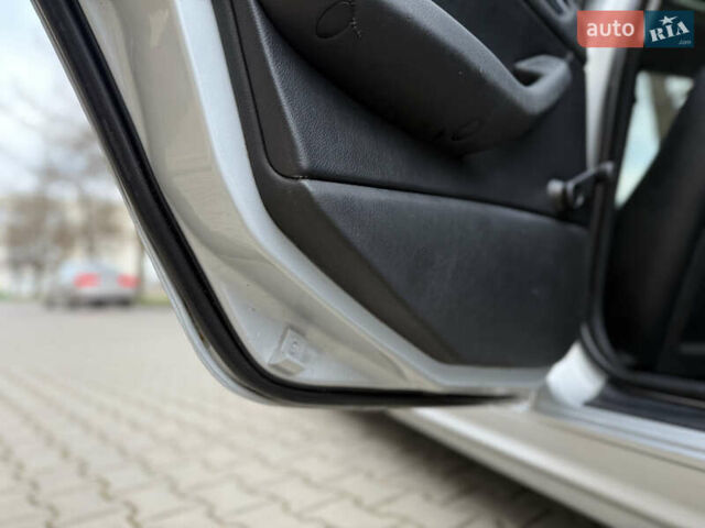 Серый БМВ 3 Серия, объемом двигателя 2 л и пробегом 330 тыс. км за 4000 $, фото 16 на Automoto.ua