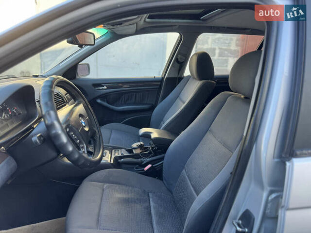 Серый БМВ 3 Серия, объемом двигателя 2 л и пробегом 320 тыс. км за 4290 $, фото 11 на Automoto.ua