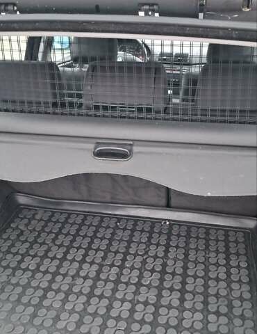 Серый БМВ 3 Серия, объемом двигателя 1.8 л и пробегом 230 тыс. км за 4300 $, фото 20 на Automoto.ua