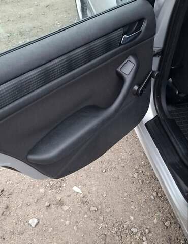 Серый БМВ 3 Серия, объемом двигателя 1.8 л и пробегом 230 тыс. км за 4300 $, фото 22 на Automoto.ua