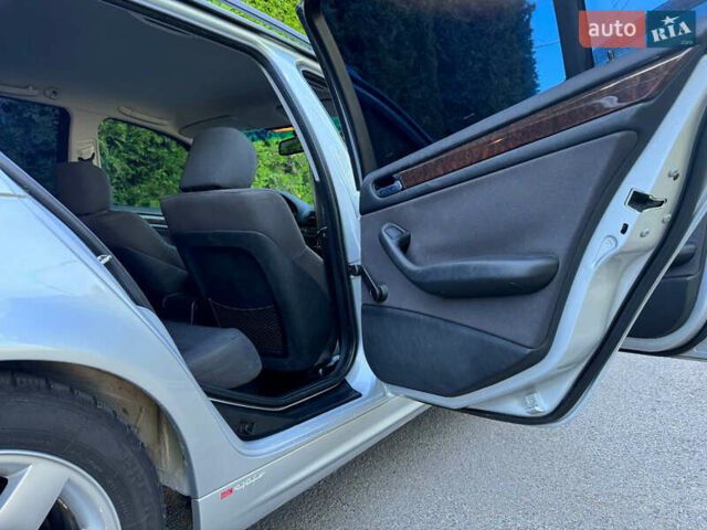 Сірий БМВ 3 Серія, об'ємом двигуна 2 л та пробігом 250 тис. км за 4999 $, фото 33 на Automoto.ua