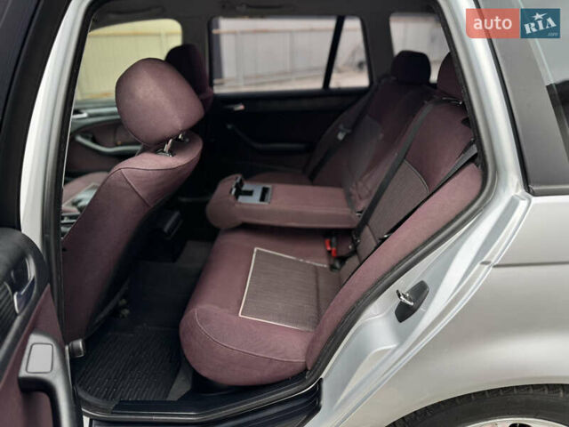 Сірий БМВ 3 Серія, об'ємом двигуна 2 л та пробігом 283 тис. км за 3690 $, фото 11 на Automoto.ua