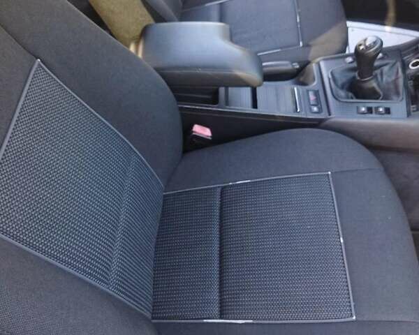 Серый БМВ 3 Серия, объемом двигателя 2 л и пробегом 184 тыс. км за 4400 $, фото 15 на Automoto.ua