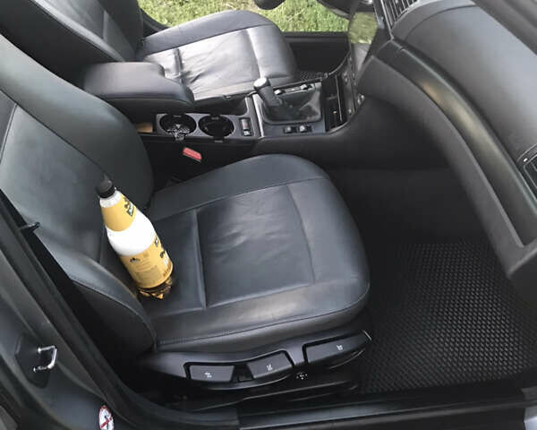 Серый БМВ 3 Серия, объемом двигателя 1.8 л и пробегом 222 тыс. км за 5555 $, фото 20 на Automoto.ua