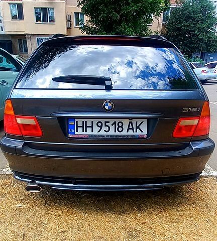 Серый БМВ 3 Серия, объемом двигателя 1.8 л и пробегом 280 тыс. км за 5500 $, фото 2 на Automoto.ua