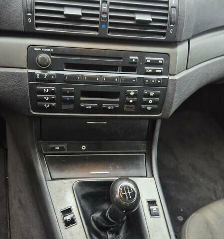 Серый БМВ 3 Серия, объемом двигателя 2 л и пробегом 370 тыс. км за 3900 $, фото 9 на Automoto.ua