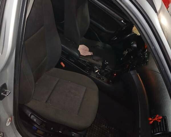 Сірий БМВ 3 Серія, об'ємом двигуна 2 л та пробігом 393 тис. км за 2800 $, фото 8 на Automoto.ua
