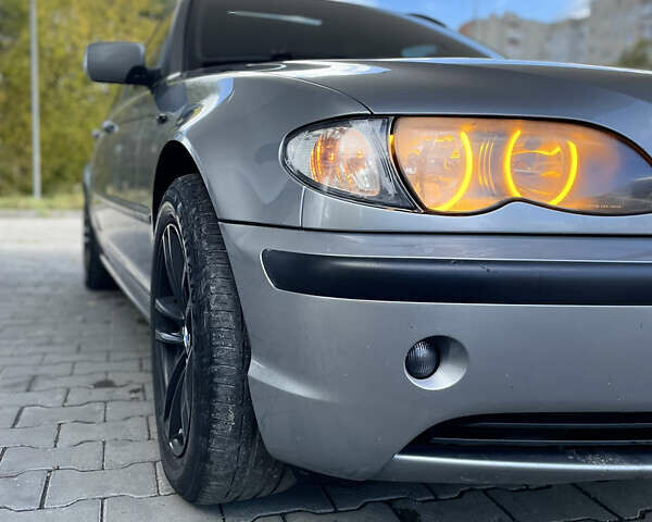 Сірий БМВ 3 Серія, об'ємом двигуна 1.8 л та пробігом 343 тис. км за 5000 $, фото 22 на Automoto.ua