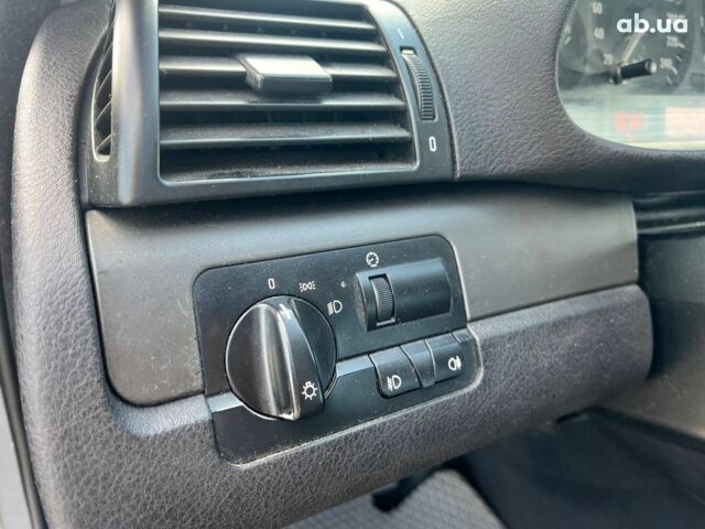 Серый БМВ 3 Серия, объемом двигателя 2 л и пробегом 344 тыс. км за 4490 $, фото 14 на Automoto.ua