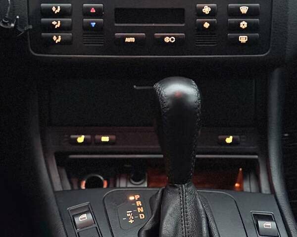 Сірий БМВ 3 Серія, об'ємом двигуна 2 л та пробігом 392 тис. км за 4750 $, фото 29 на Automoto.ua