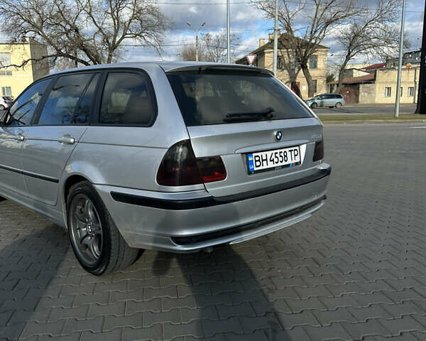 Серый БМВ 3 Серия, объемом двигателя 2 л и пробегом 337 тыс. км за 6600 $, фото 6 на Automoto.ua